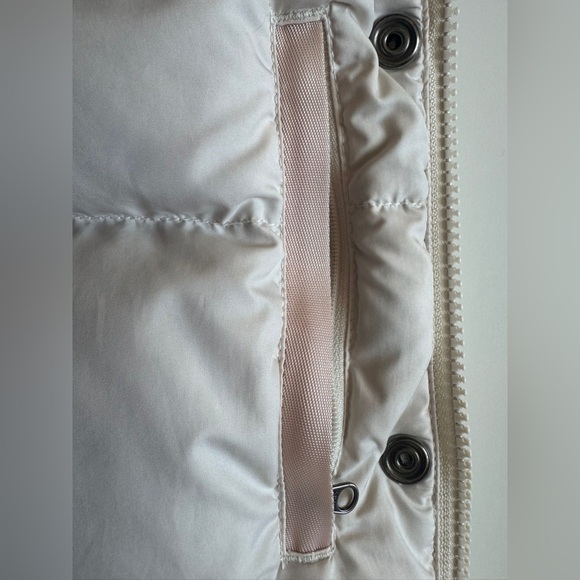 North Face Jacket - ladies’ small - goose down - Picture 7 of 9